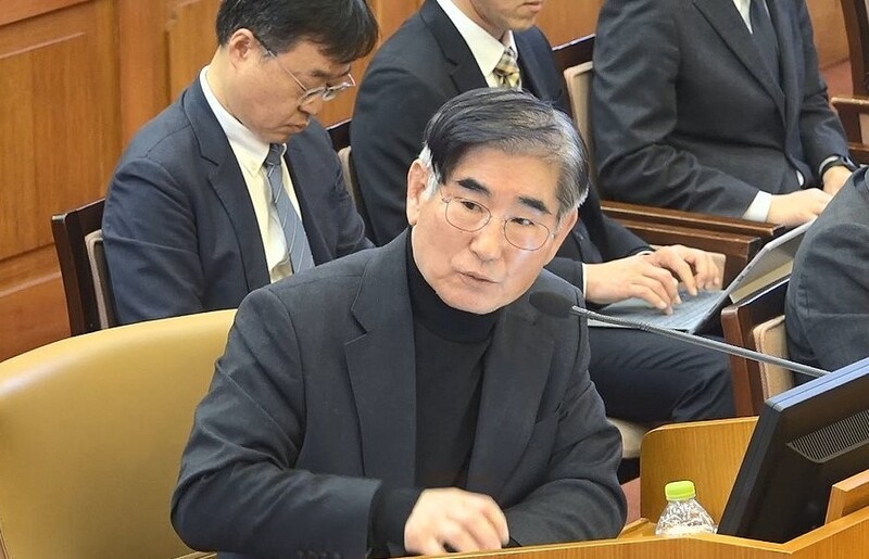 <b>김용현</b> 측, 법원 <b>보석</b> 석방에 <b>불복</b>…"사실상 구속 연장"