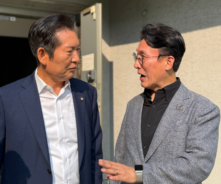 정청래 "<b>김민석</b> 총리, 인사청문회 합격 축하…총리 잘하시라"