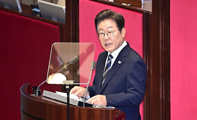 이 <b>대통령</b>, 첫 시정연설 "경제 마중물 될 <b>추경</b>…국민 1인당 최대 52만원...