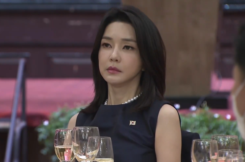<b>김건희</b>특검 "<b>삼부토건 주가조작</b> 관련 회사대표 소환해 조사 중"