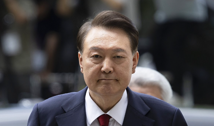 <b>윤석열 체포</b> 2차 <b>집행</b>도 실패…"완강 거부로 부상 우려"