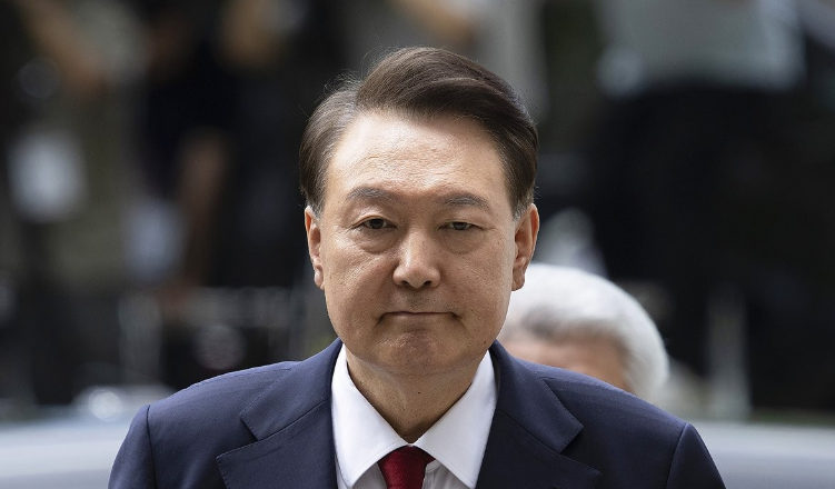 윤 측, '강제 인치' 시도에 "<b>형사고발</b>·<b>헌법소원</b>할 것"