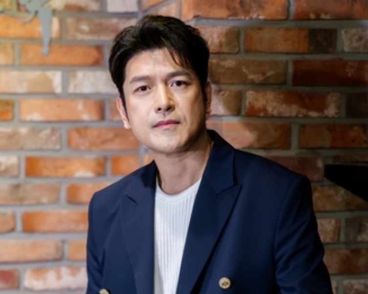 '가정 폭력 신고' 40대 배우는 <b>이지훈</b>…"<b>폭행</b> 없었다" 해명