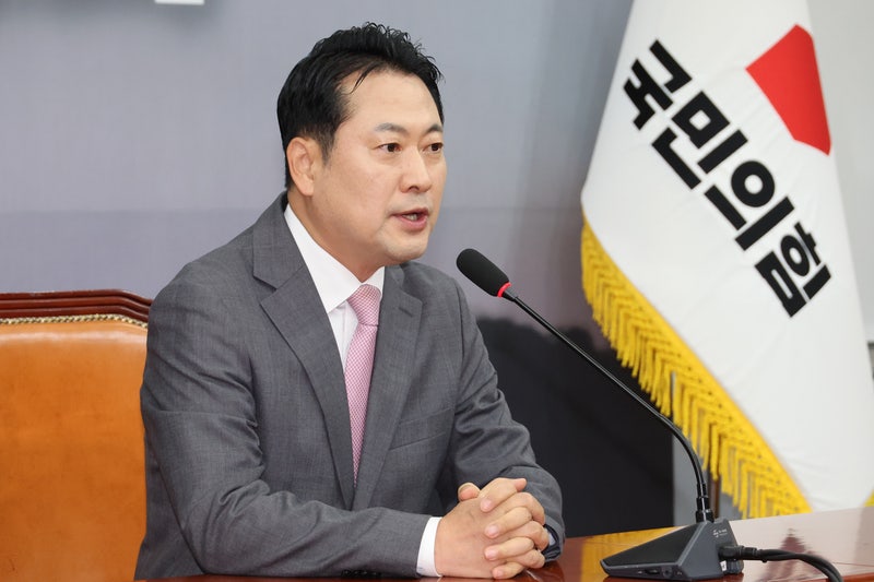 장동혁, <b>권성동 구속</b>에 "야당인 게 죄"