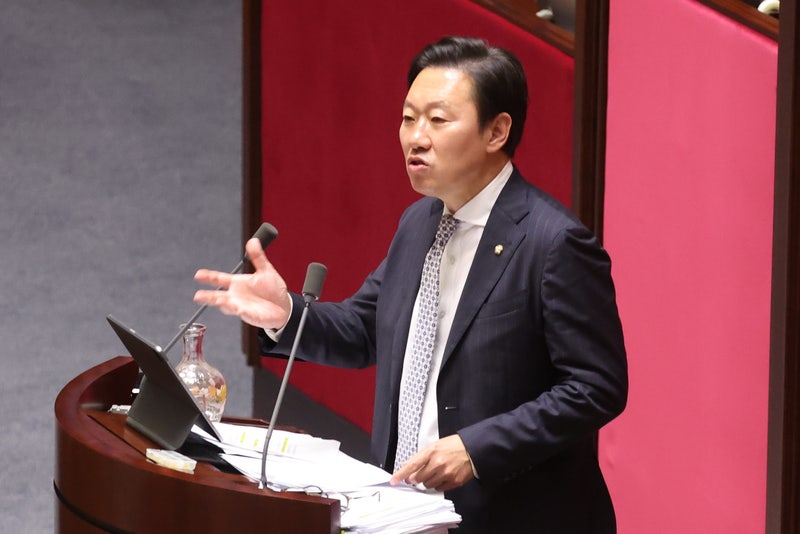 <b>박수민</b>, <b>필리버스터 최장</b> '17시간 12분' 경신…세계 기록은?