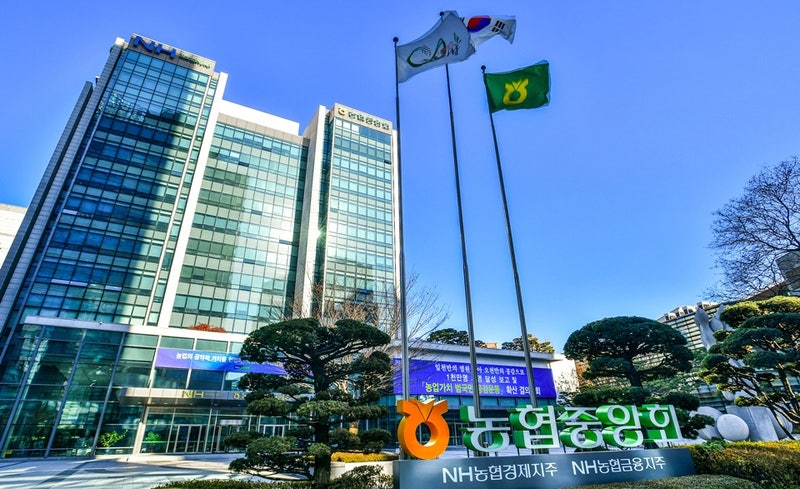경찰, <b>농협중앙회</b> 압<b>수수</b>색…<b>강호동</b> 회장 수뢰 혐의 본격수사