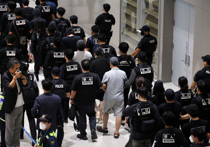 외교부 "'<b>캄보디아</b> 한국인 57명 추가 체포' 보도 사실 아냐"