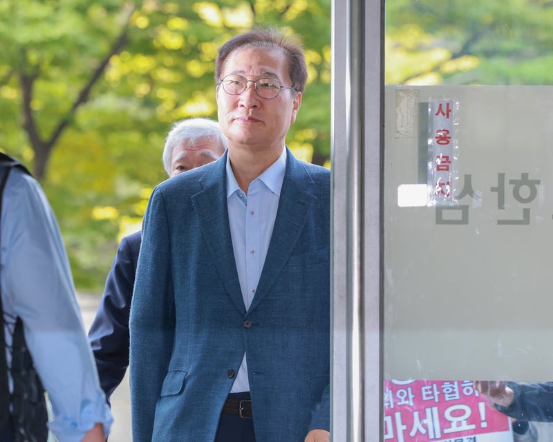 '이종섭 도피의혹' <b>박성재</b> 전 법무장관, 해병 <b>특검</b> 첫 조사