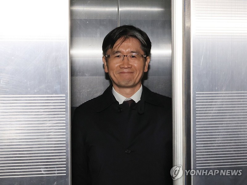 특검 사무실로 향하는 오동운 고위공직자범죄수사처장 / 사진 = 연합뉴스