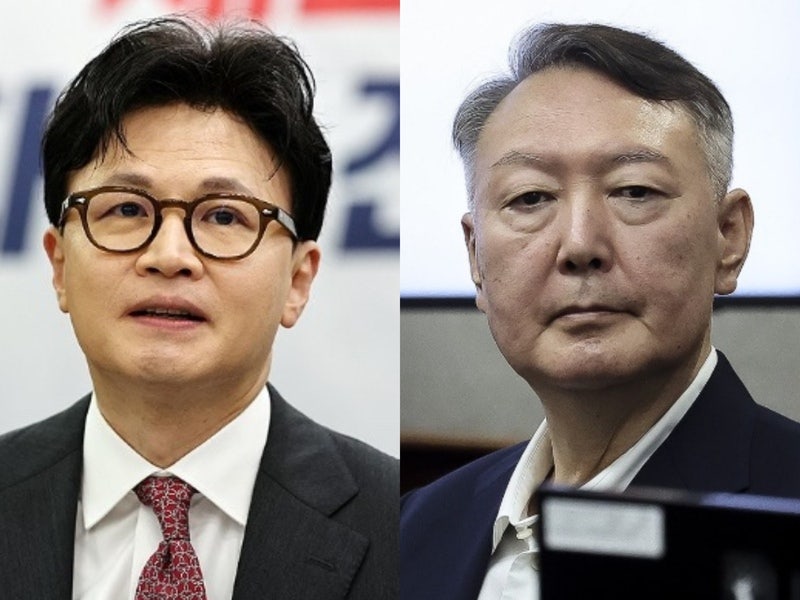 <b>곽종근</b> "<b>윤석열</b>, 한동훈 잡아오면 '총 쏴서 죽이겠다' 말해"