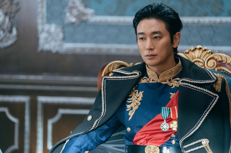 디즈니+ '재혼황후' 스틸컷 / 사진=디즈니+ 제공