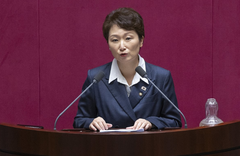 대정부 질문하는 이언주 의원 / 사진=연합뉴스