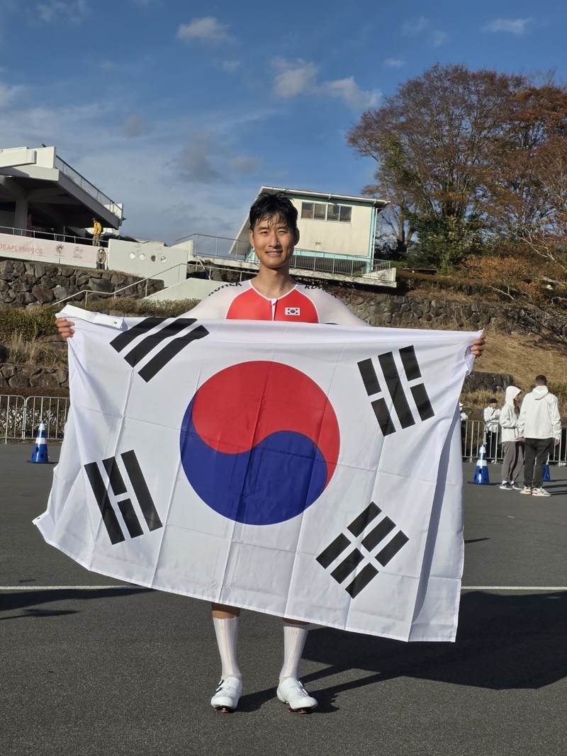 <b>사이클 고병욱</b>, 2025 도쿄 <b>데플림픽</b>에서 은메달 '쾌거'