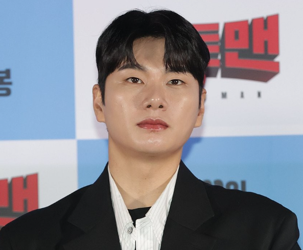 이이경, '<b>놀면 뭐하니</b>' 저격 "자진하차 아냐…울화 치밀어"