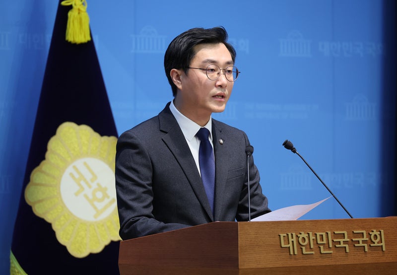 <b>장경태</b> "성추행 없었다…고소인 남친의 <b>데이트 폭력</b> 사건"