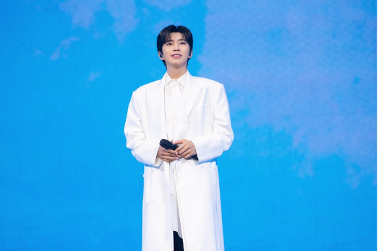 <b>임영웅</b>, 전 지역 전 회차 전석 <b>매진</b>…‘역시 <b>임영웅</b>’