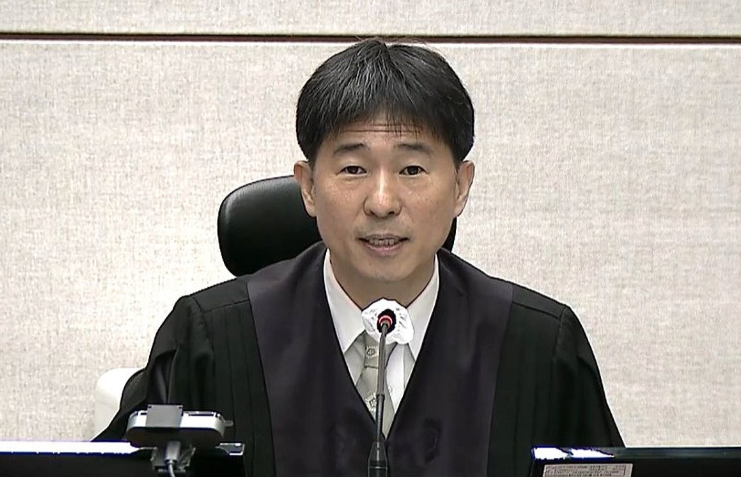 윤석열 재판, 지귀연 판사 '팩폭' 날리다!