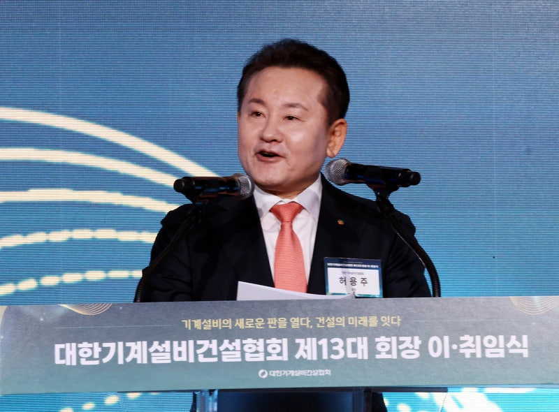 ◇ 취임식에서 인삿말을 하고 있는 허용주 대한기계설비건설협회장.