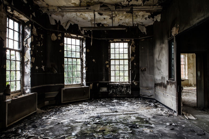 "폐가 체험 할래?"…심야에 여중생 산속에 버리고 간 30대