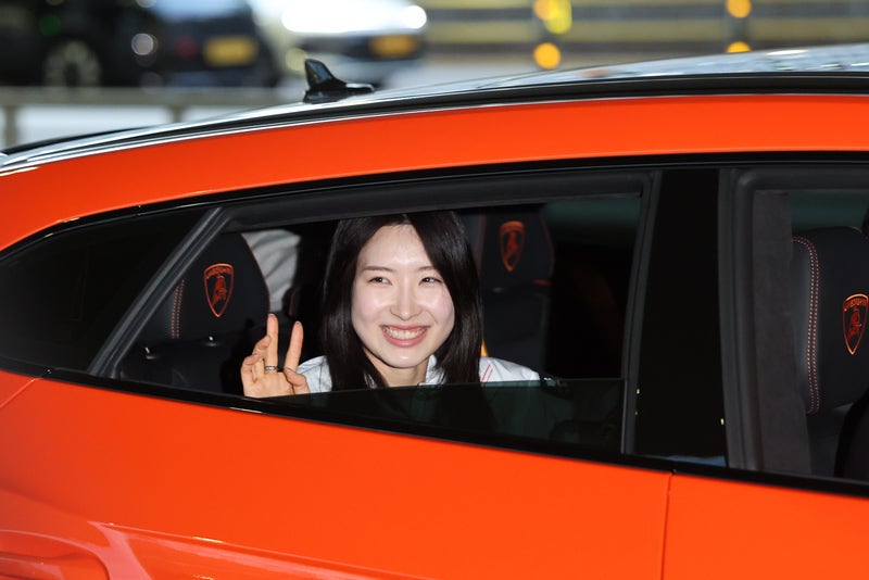 '람보르길리'의 금의환향…김길리, 람보르기니 타고 집으로