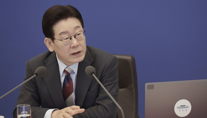 [속보] 이 대통령 "개혁하려다 초가삼간 태우는 결과 안돼…옥석 가려야"