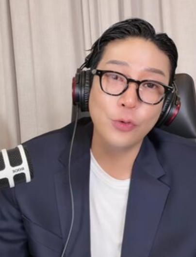 사진=MC몽 라이브 방송 영상 캡처