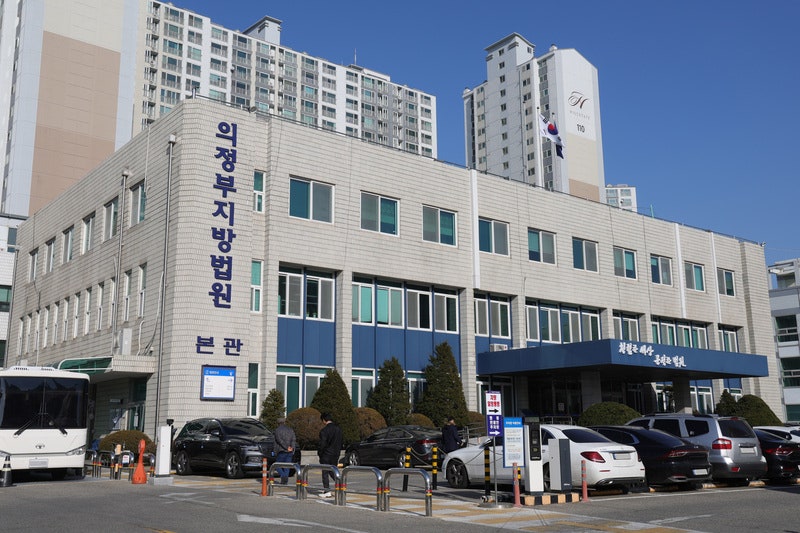 지인 집 털러갔다 20대 딸까지 성폭행 시도한 50대…징역 8년