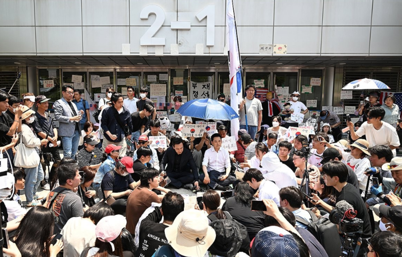 [속보] 체육단체 개표소 진입 시위참가자들과 합의…국민의힘 중재