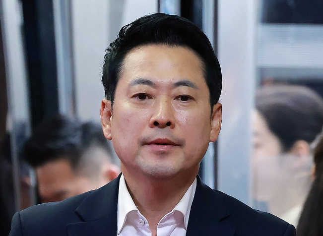 장동혁, 입원 후 첫 메시지…"연어 술파티 쿠데타 실패"