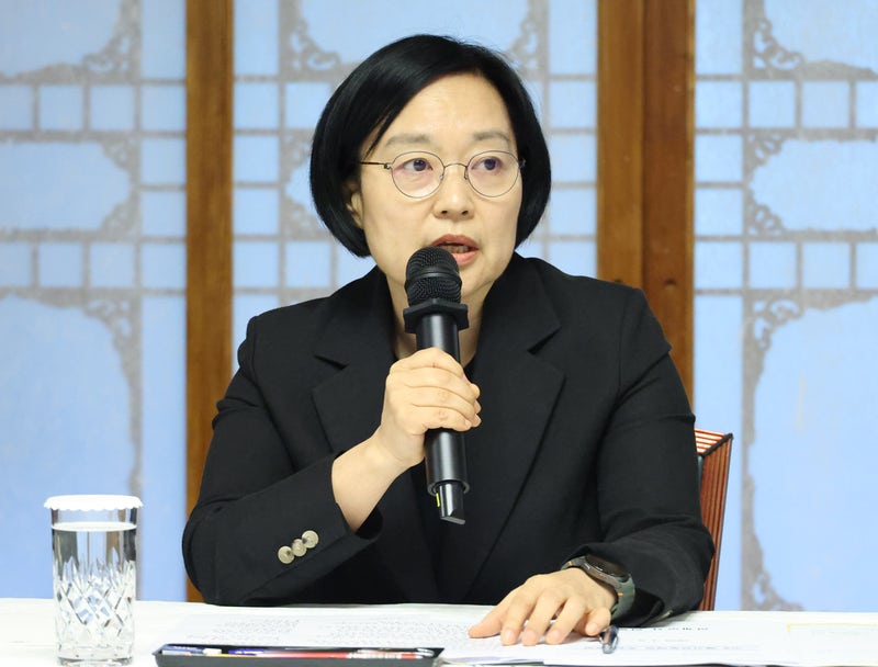 한 총리 "'<b>3대 메가</b>'로 새 성장…당정청·민간까지 원팀"