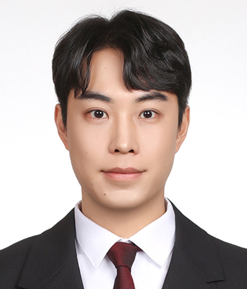 "담배 사줄게" 중학생 성매수…<b>최영중 시의원</b>, 폰 안 내고 출석도 미뤘...