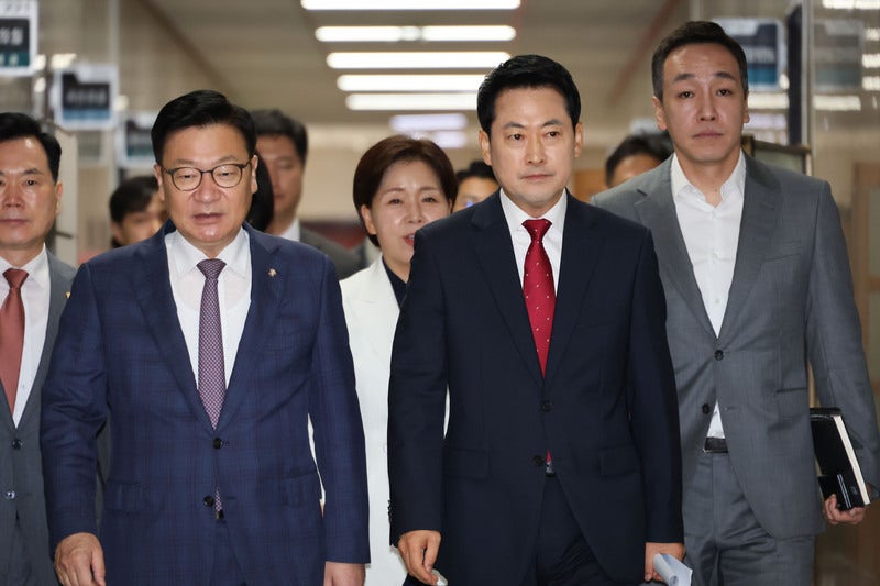 국힘, 제헌절 기념식도 '보이콧'…<b>장동혁</b>은 '<b>올공</b> 집회'로