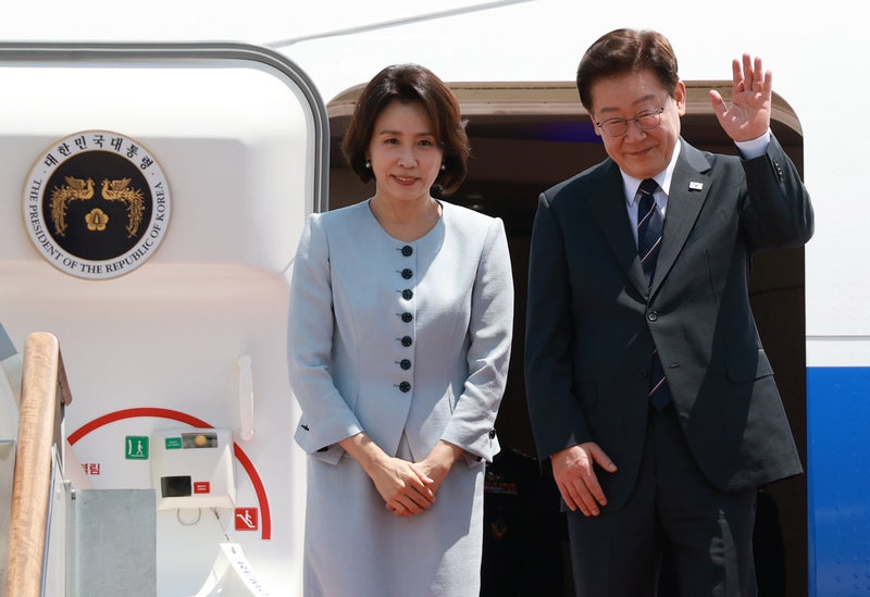<b>이 대통령</b>, 샌프란으로 출발…실리콘밸리서 'AI 선언' 발표