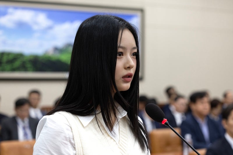 "뉴진스 하니 비자 정보 유출"⋯문화평론가, <b>어도어</b> 경찰 고발
