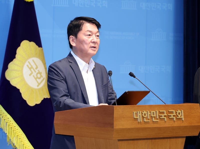 <b>안철수</b>, 친한계 겨냥 "렉커질하며 당 쑥대밭…공천 <b>배제</b>해야"