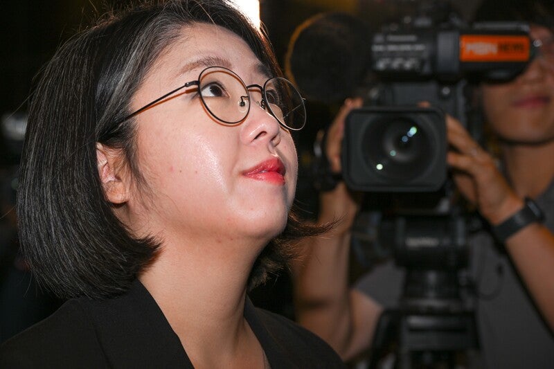 경찰, <b>용혜인</b> '당비 의혹' 수사 착수…고발인 첫 조사