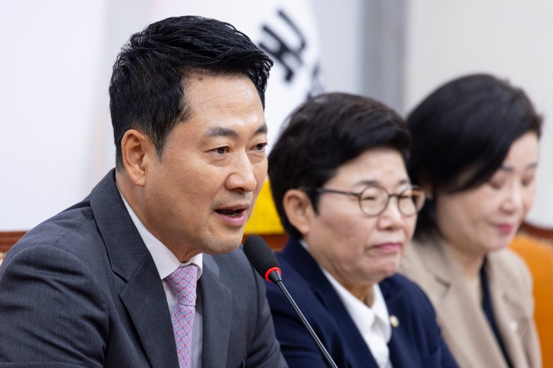 국힘 "현란한 말재간"·<b>한동훈</b> "꿈 깨십시오"…이 대통령 기자<b>회견</b> 혹평