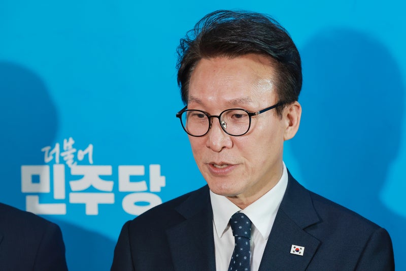 김민석 "대통령, 개헌 걸림돌 정리…말꼬리 잡기보다 진지한 논의할 때...
