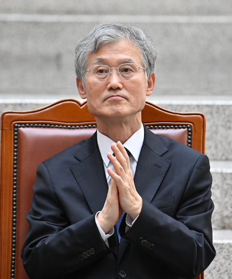 <b>조희대</b> '거부'에 청와대와 정면 충돌…여권 "사법 쿠데타"