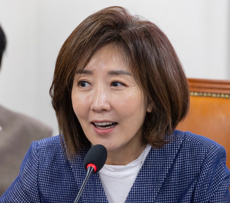 '젤렌스키에 <b>감사서한</b>' 보낸 <b>나경원</b>…"매국" 지적에 "조선노동당인가"