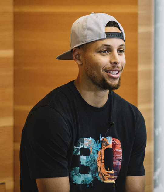 [부상] 데일리 NBA 부상자 업데이트 (4월 11일) : 스테판 커리 발목 부상