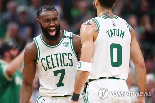 [NBA]BOS队以41分之差大胜密尔沃基队