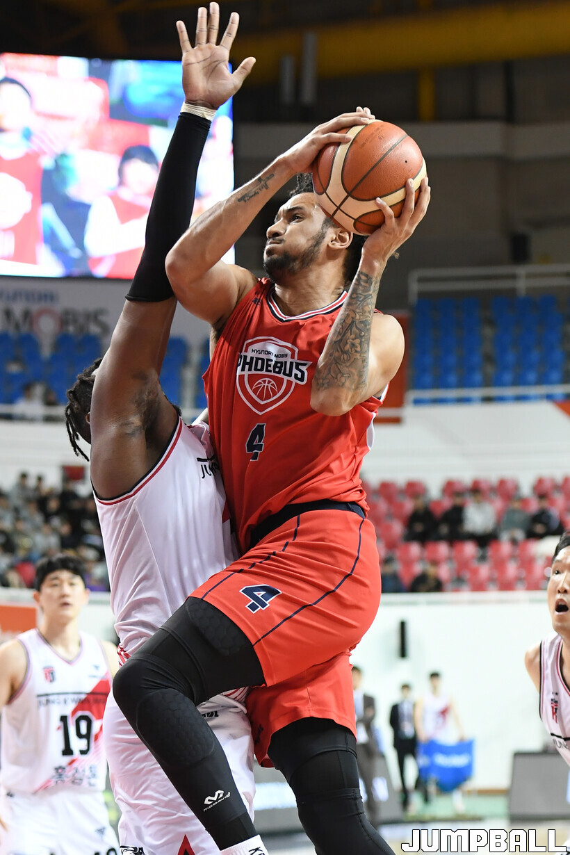 ‘정관장 킬러’ 알루마, “확실히 신인왕은 <b>박무빈</b>”