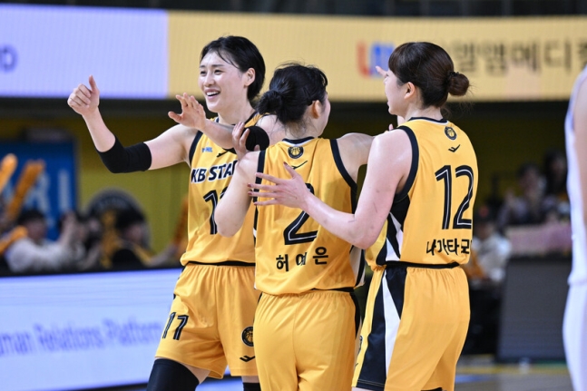 [기록] ‘청주는 약속의 땅’ KB스타즈, 역대 최다 홈 17연승 질주