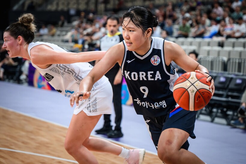 [女<b>아시아컵</b>] ‘<b>박지수</b> 극적 <b>위닝샷</b>’ 한국, 강이슬 부상 딛고 뉴질랜드...