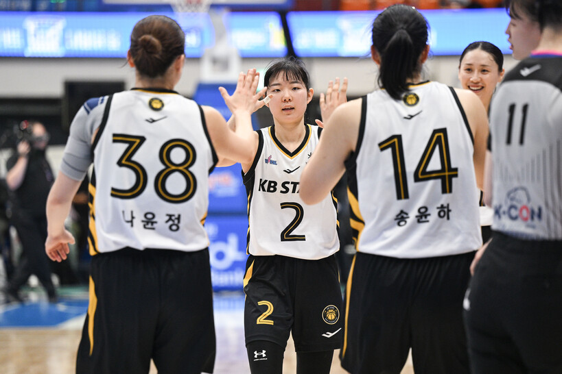 허예은이 만든 하이라이트 필름, 패스 받은 송윤하는 어떤 느낌이었을까...