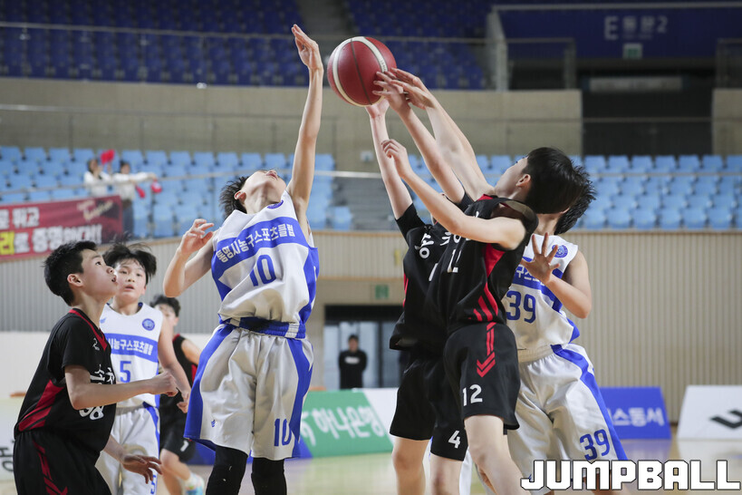 [화보] 아이에스동서 제25회 협회장배 전국초등농구대회 통영시스포츠와... - 뉴스 썸네일 이미지