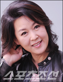 <b>차화연</b> 결혼 21년만에 <b>이혼</b>...연예 복귀 갈등?