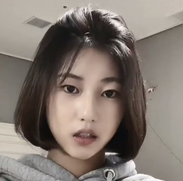 박연수 딸 송지아, '리틀 수지'에서 <b>아이유</b> 변신…<b>똑단발</b>로 완성한 '14살...