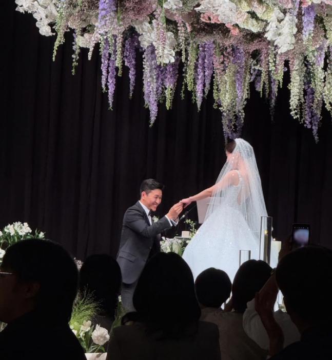 김종민의 결혼식, 축제 같은 분위기 속에서 진행!